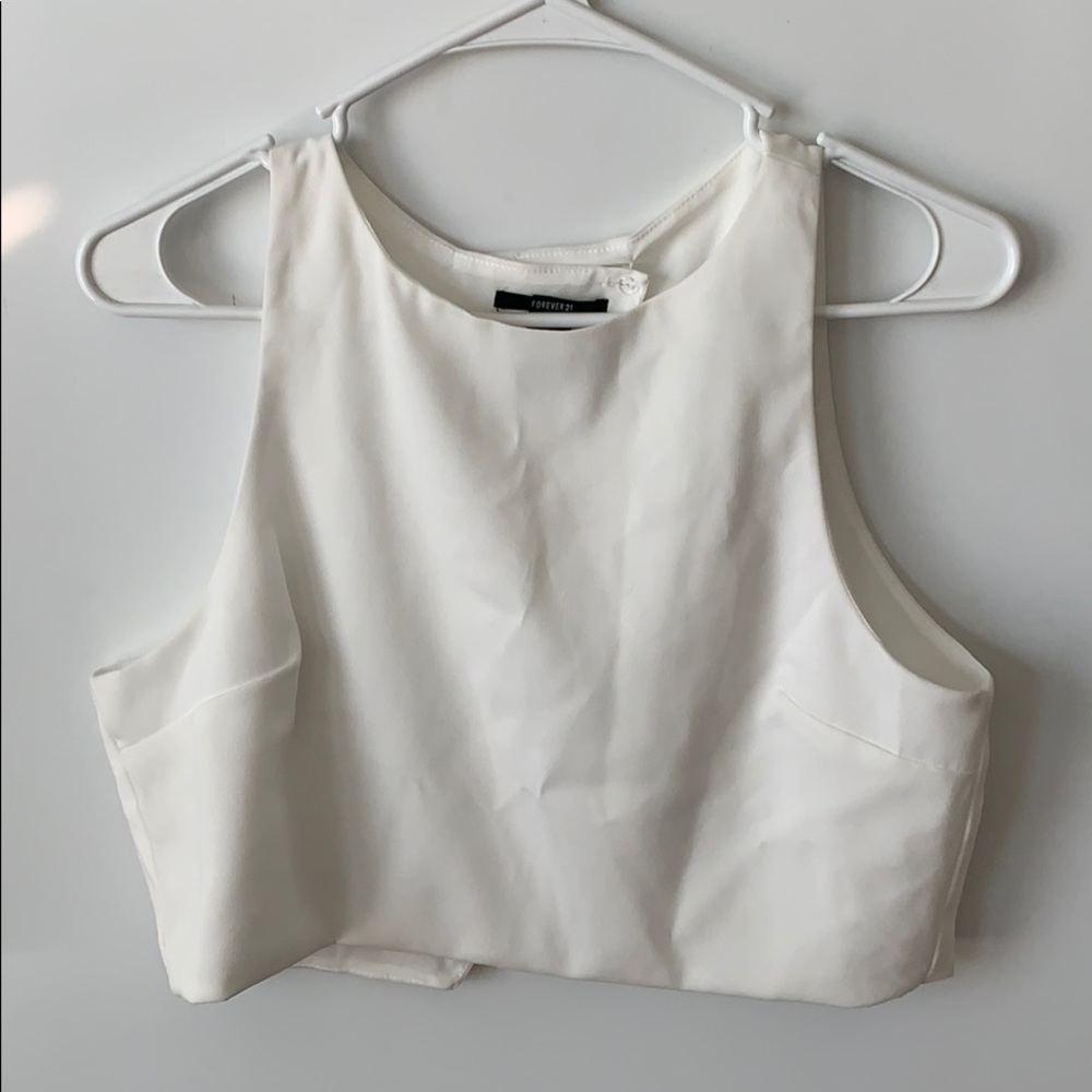 White crop top